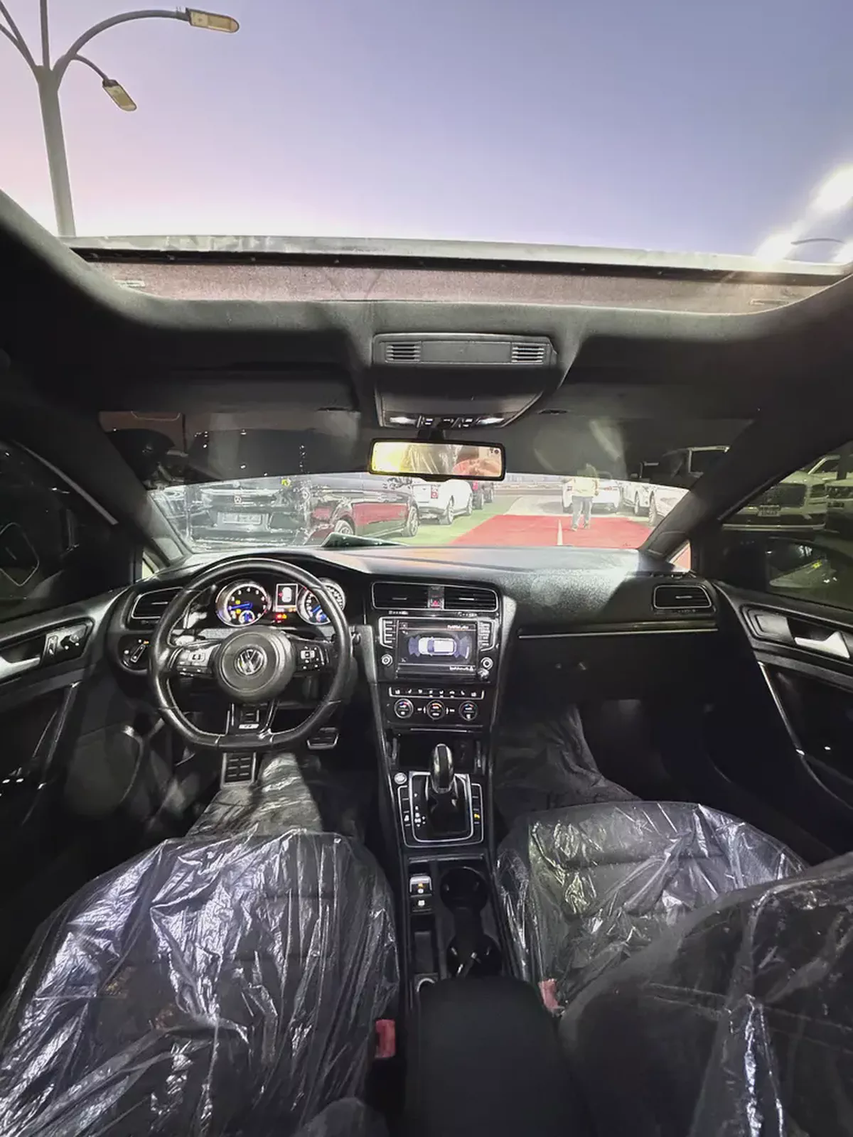 2015 Volkswagen Golf R Performance Edition GCC Specs-6-6