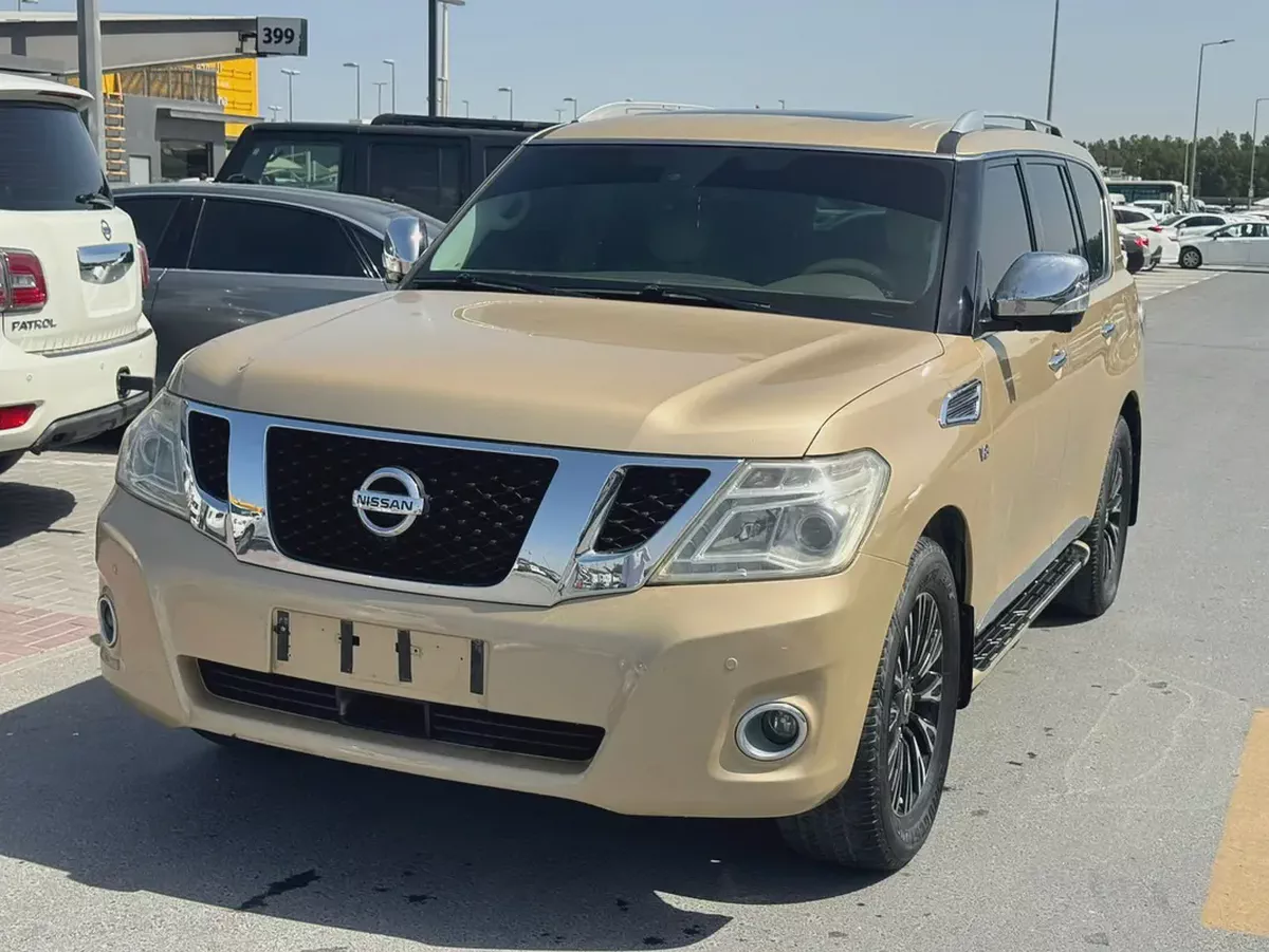 Nissan Patrol LE 2012 GCC Specs - Well Maintained-9-9
