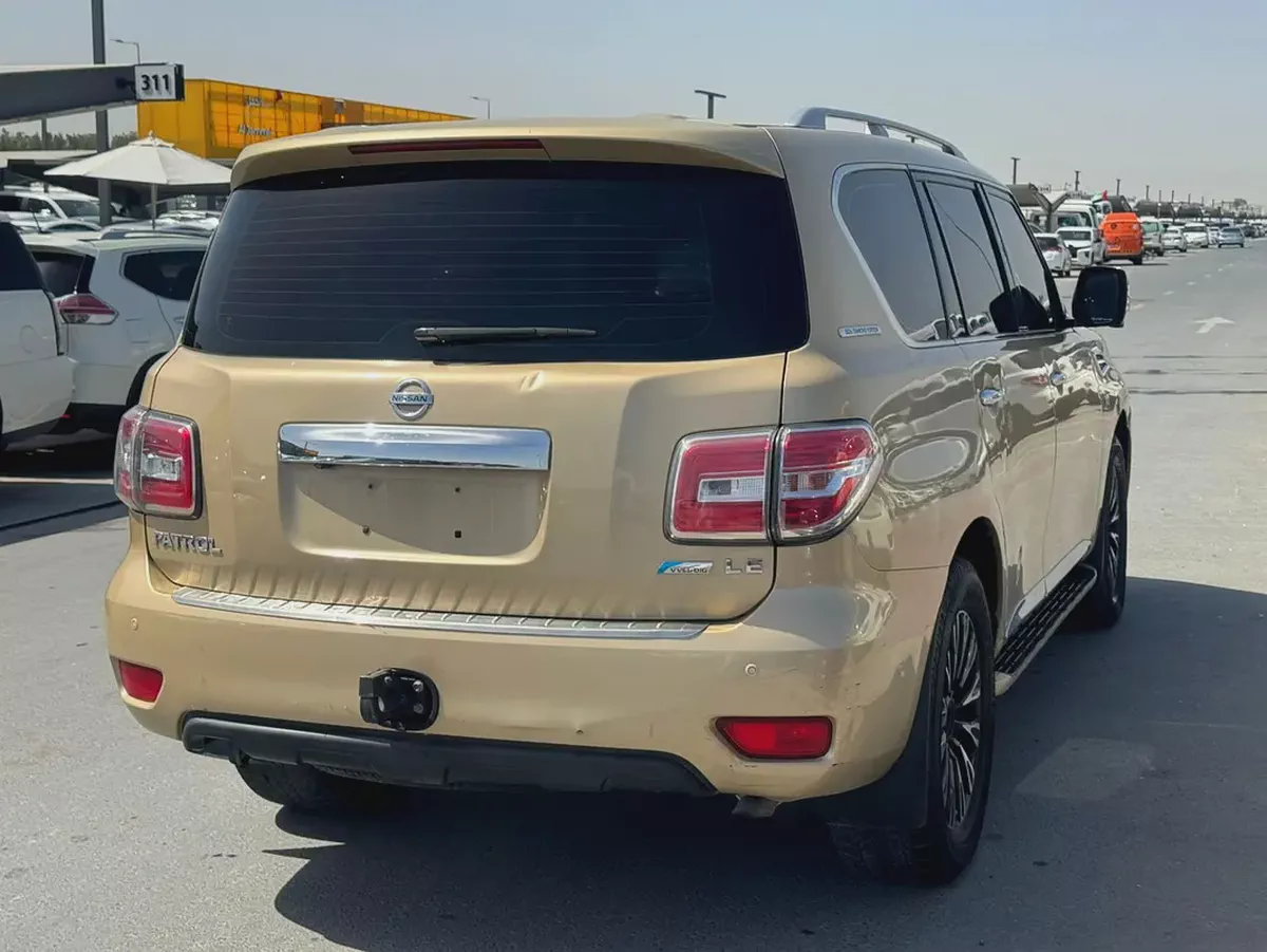 Nissan Patrol LE 2012 GCC Specs - Well Maintained-1-1