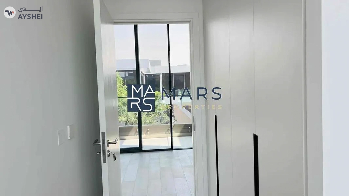 Brand New Stand Alone Villa in Lavish Community-13-13