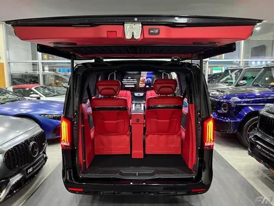 Mercedes Benz V 250 AVANTGARDE/E VIP BUSINESS VAN –  FULL LUXURY OPTION | BRAND NEW | GCC | 2023 ORIGINAL BRABUS BODY KIT WITH CERTIF-22