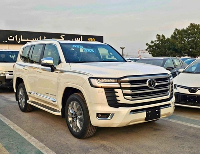 Toyota Land Cruiser VX || 4.0L PETROL V6 | RADAR | BIG DVD | LEATHER WITH MEMORY SEATS (CODE#VX4MA)-2