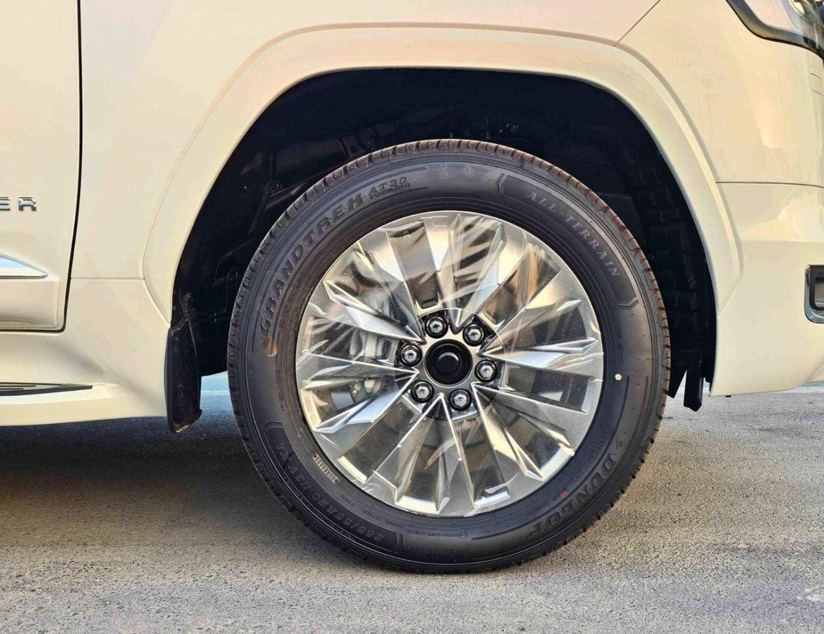 Toyota Land Cruiser VX || 4.0L PETROL V6 | RADAR | BIG DVD | LEATHER WITH MEMORY SEATS (CODE#VX4MA)-11-0