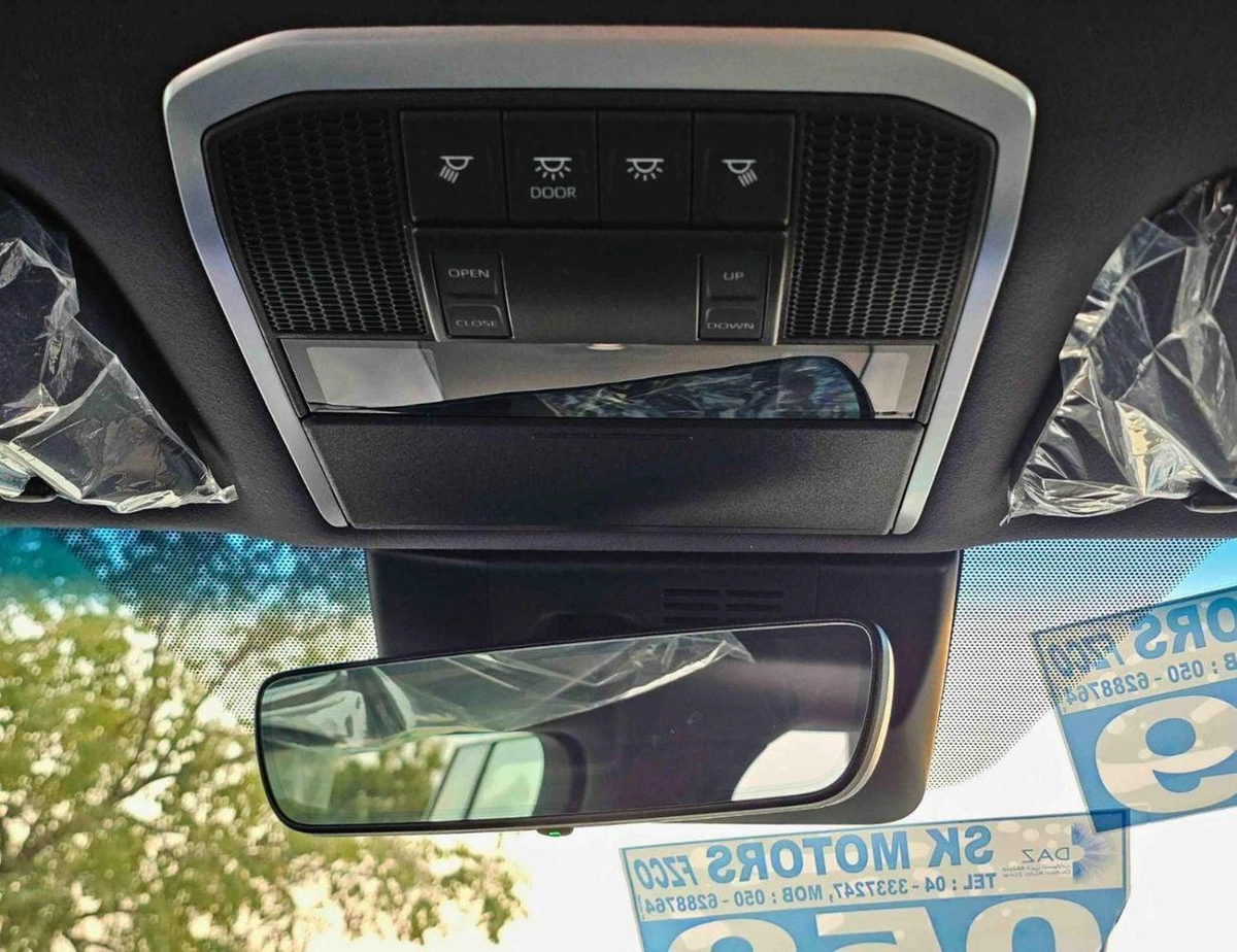 Toyota Land Cruiser VX || 4.0L PETROL V6 | RADAR | BIG DVD | LEATHER WITH MEMORY SEATS (CODE#VX4MA)-23-0