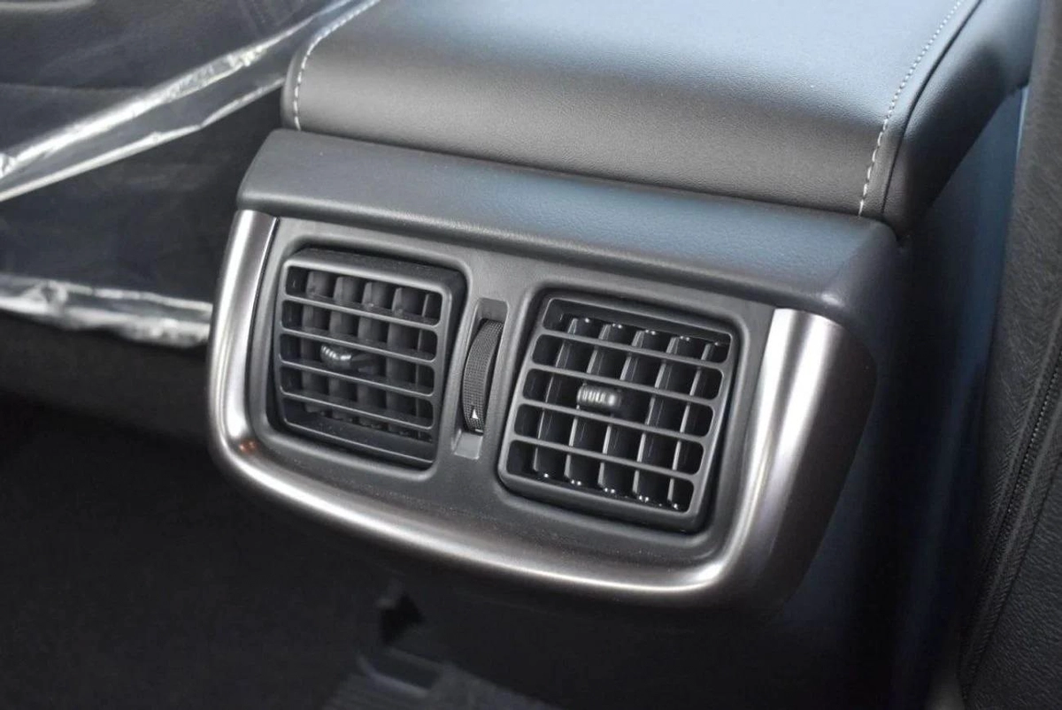 Toyota Hilux TOYOTA HILUX GR SPORT 2.8L MODEL 2024 FOR EXPORT ONLY-5-5