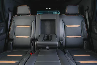 GMC Yukon AT4- GCC-6.2L- Full service history in  Agency-Dealer warranty till August 2033-18