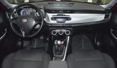 EXCELLENT DEAL for our Alfa Romeo Giulietta ( 2013 Model ) in Red Color Japanese Specs-10