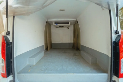 High Roof | Manual | Chiller Van | GCC Specs | Ref#T02941-6