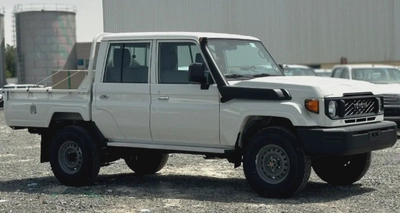 LC 79 /Petrol /Manual/ 4,0L /Diff-lock / DC MT-2