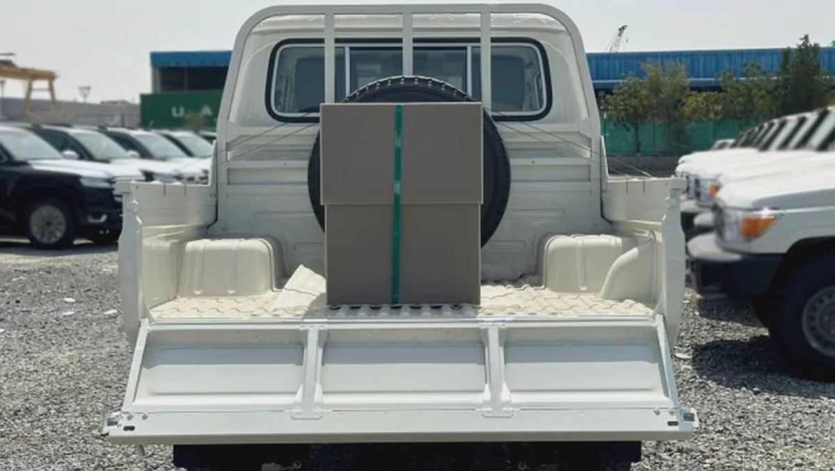 LC 79 /Petrol /Manual/ 4,0L /Diff-lock / DC MT-6-6