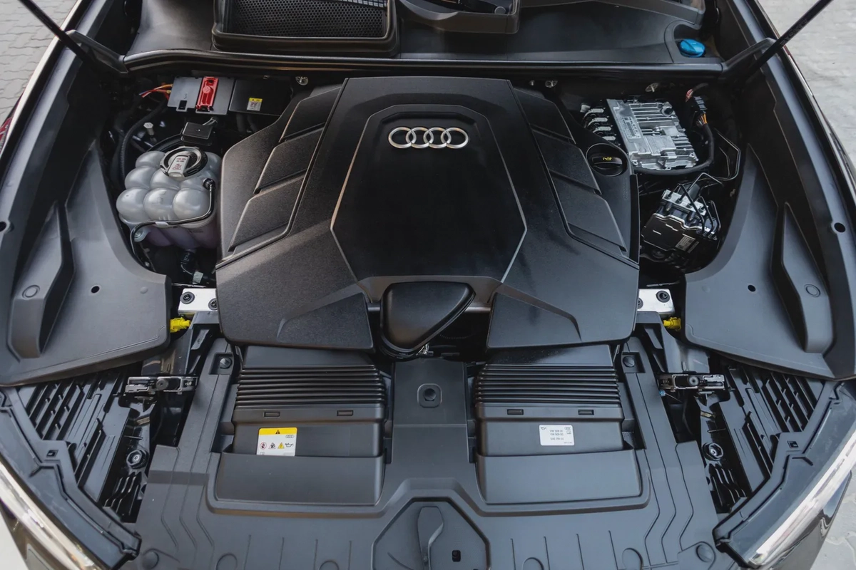 Audi Q8 2025-12-12