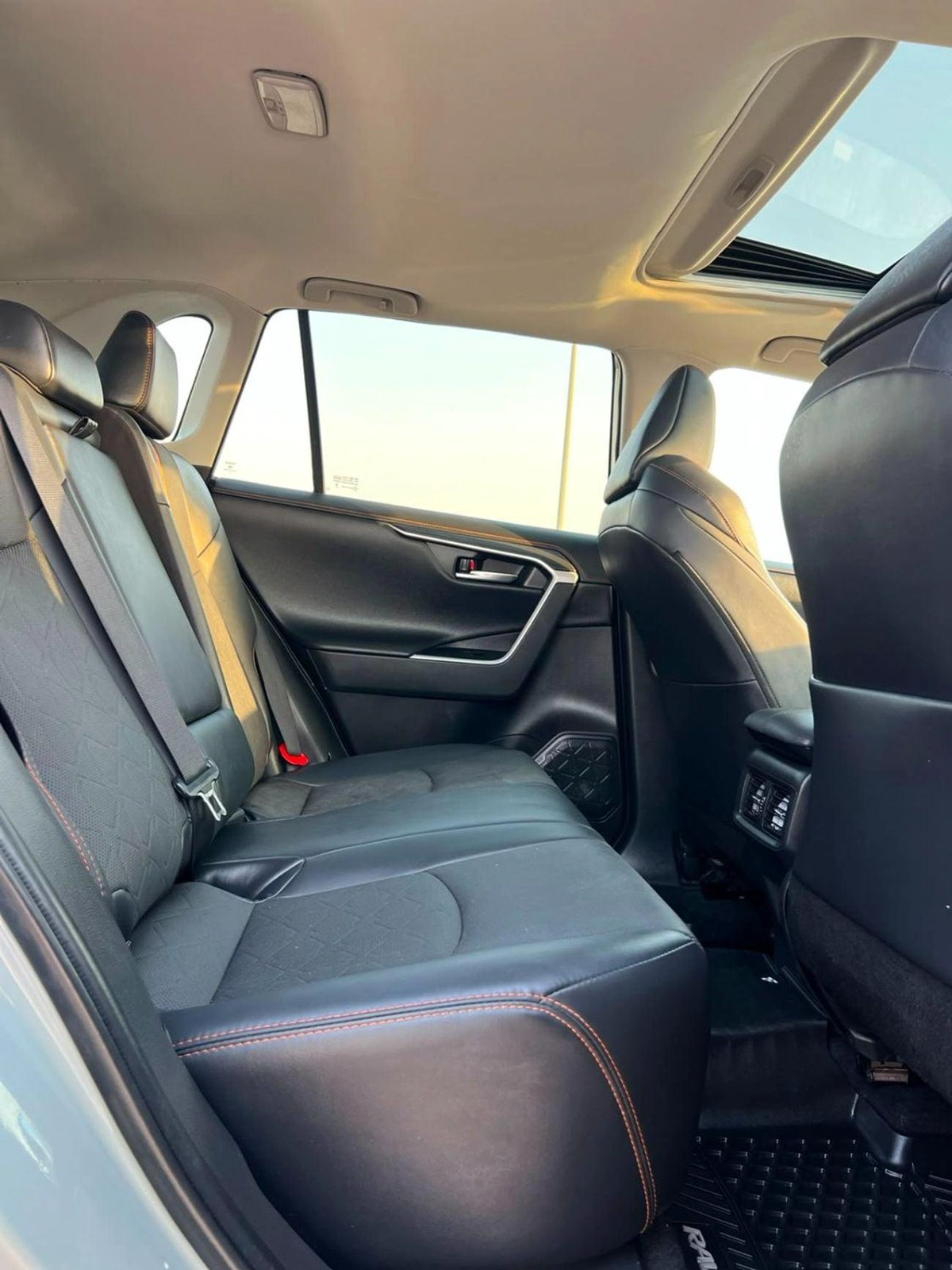 Toyota RAV4 2021 Toyota Rav4 Adventure TRD OFF ROAD Full Option 2.5L V4 - Rear Camera - Sunroof - Leather Seat --12-0