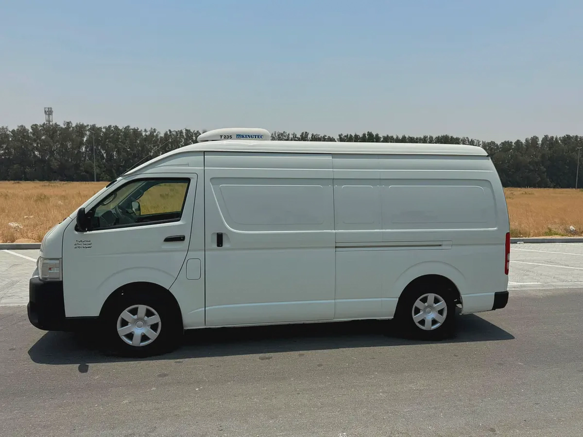 Toyota Hiace GLX 2017 GCC Specs-7-7