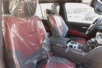 LAND CRUSSIR LC300 VXR HAYBRID OMANI-17