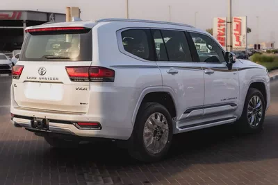 LAND CRUSSIR LC300 VXR HAYBRID OMANI-1
