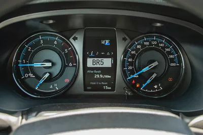 Toyota Hilux Adventure Diesel 2.8L 2026 GCC Specs - Brand New-9