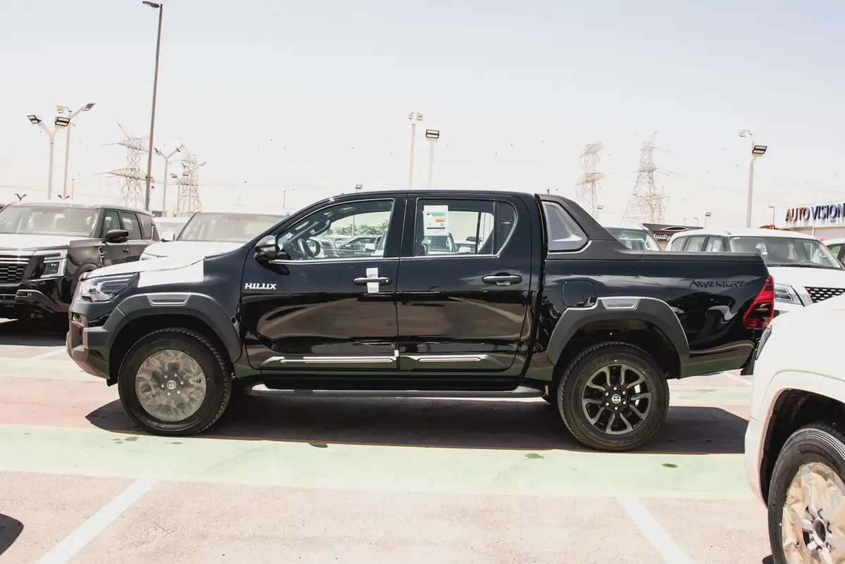 Toyota Hilux Adventure Diesel 2.8L 2026 GCC Specs - Brand New-4-4
