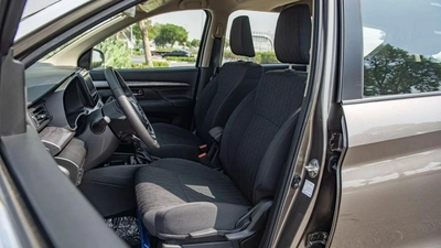 Suzuki Ertiga SUZUKI ERTIGA GLX1.5L AT-9