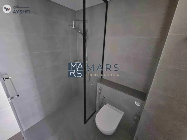 Luxury Brand New 1bhk apartment in Tiraz building