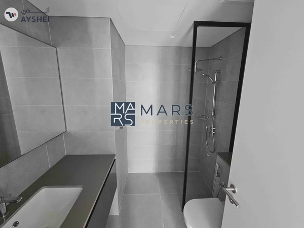 Luxury Brand New 1bhk apartment in Tiraz building