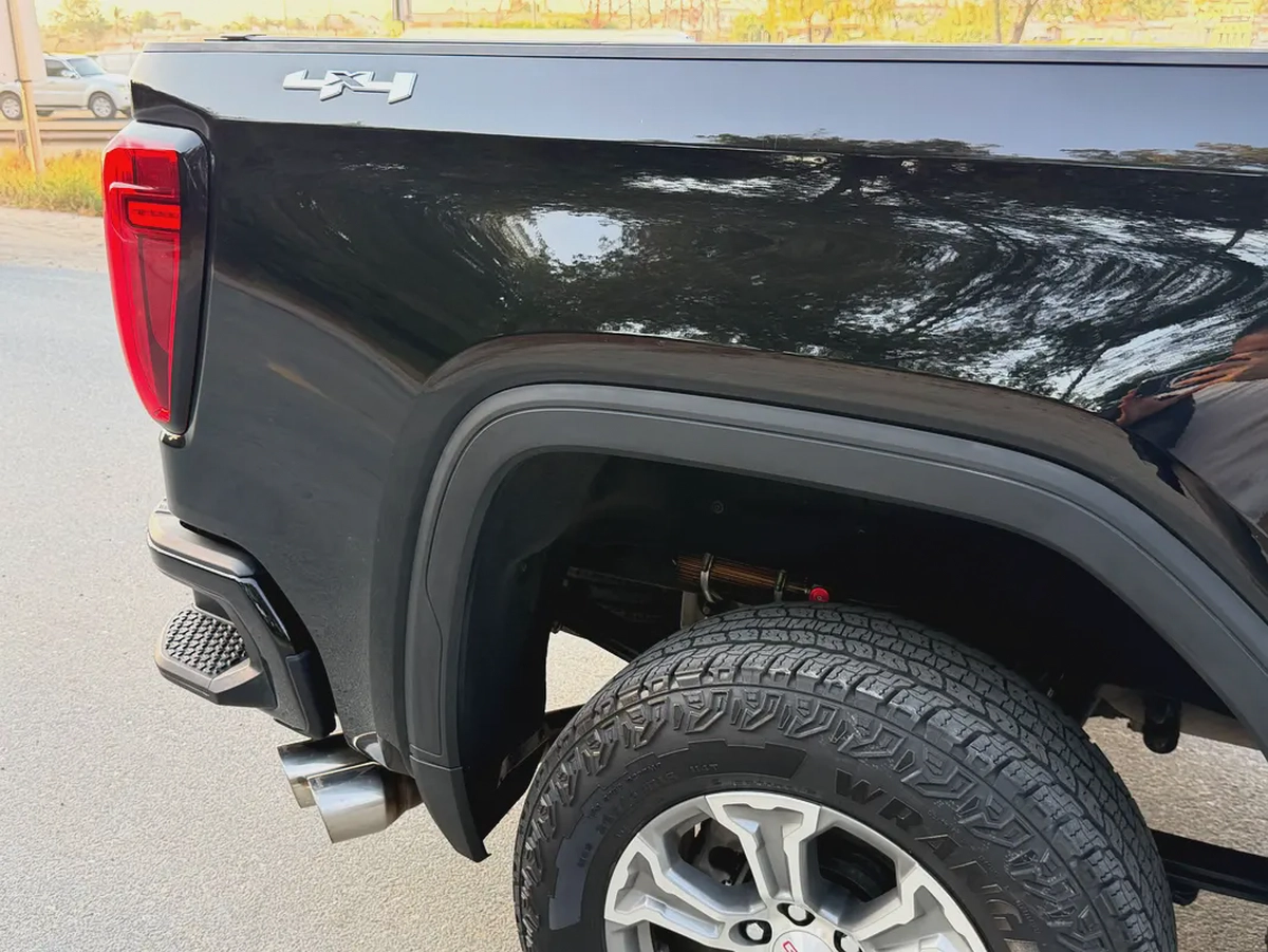 GMC SIERRA ELEVATION 2024 GCC | WARRRANTY | ORIGINAL PAINT
