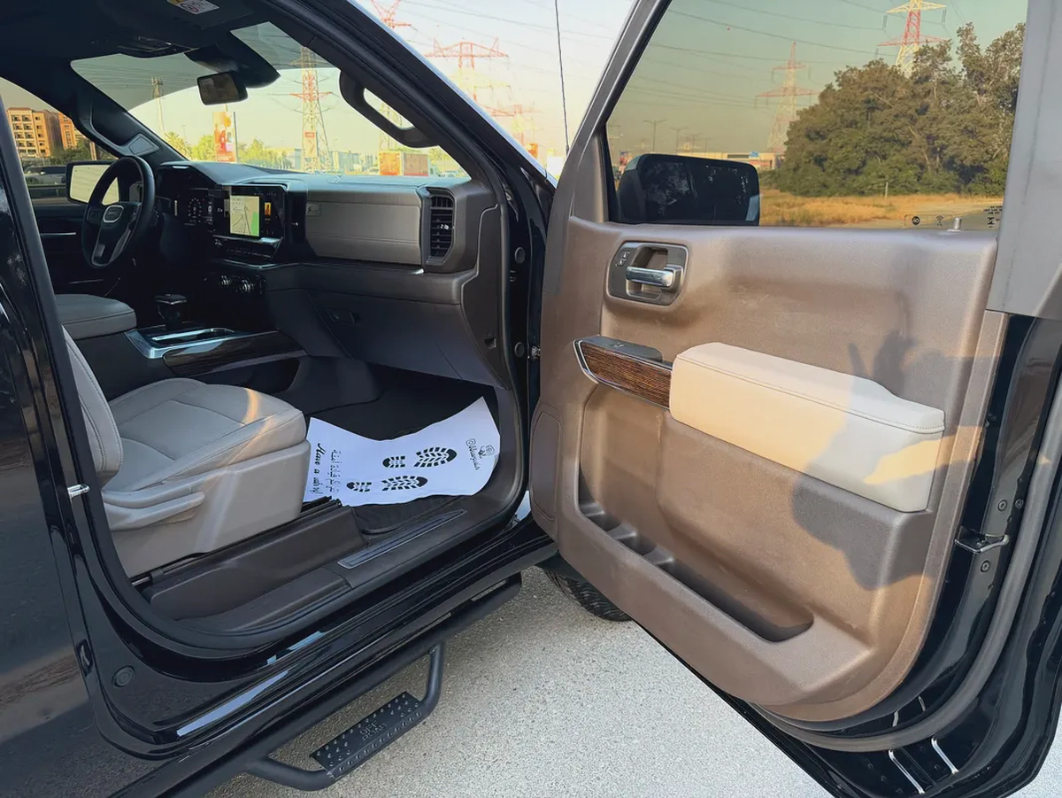 GMC SIERRA ELEVATION 2024 GCC | WARRRANTY | ORIGINAL PAINT