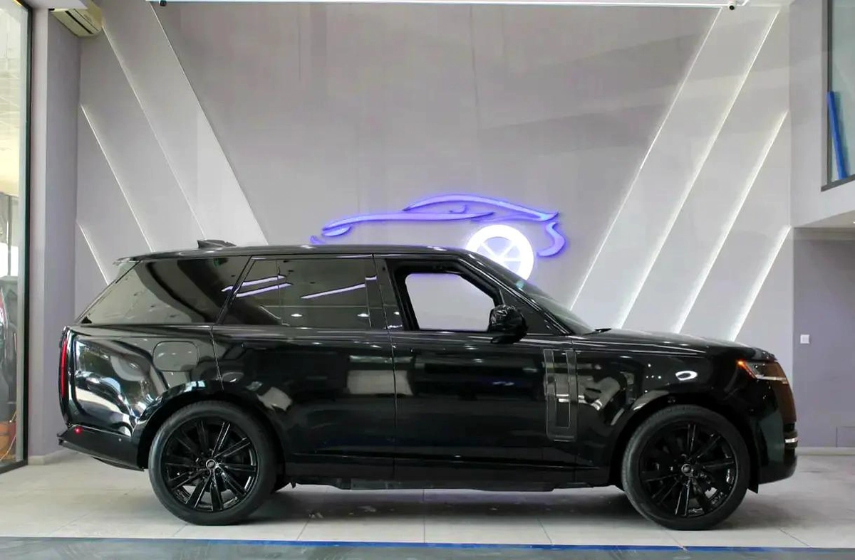 2024 - Range Rover Vogue Autobiography P550e - Hybrid-7-7