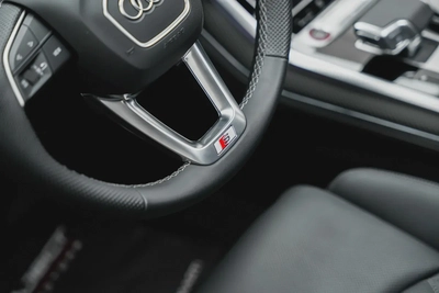 2025 Audi SQ7 4.0 TFSI quattro · Warranty · Service Contract-11