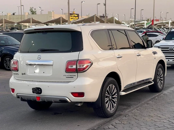 نيسان بترول 2018 ابيض تيتانيوم Nissan Patrol LE Titanium 2018, GCC Specs