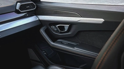 Lamborghini Urus Standard 2021 - Low Mileage-15