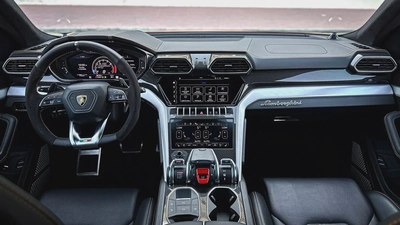 Lamborghini Urus Standard 2021 - Low Mileage-4
