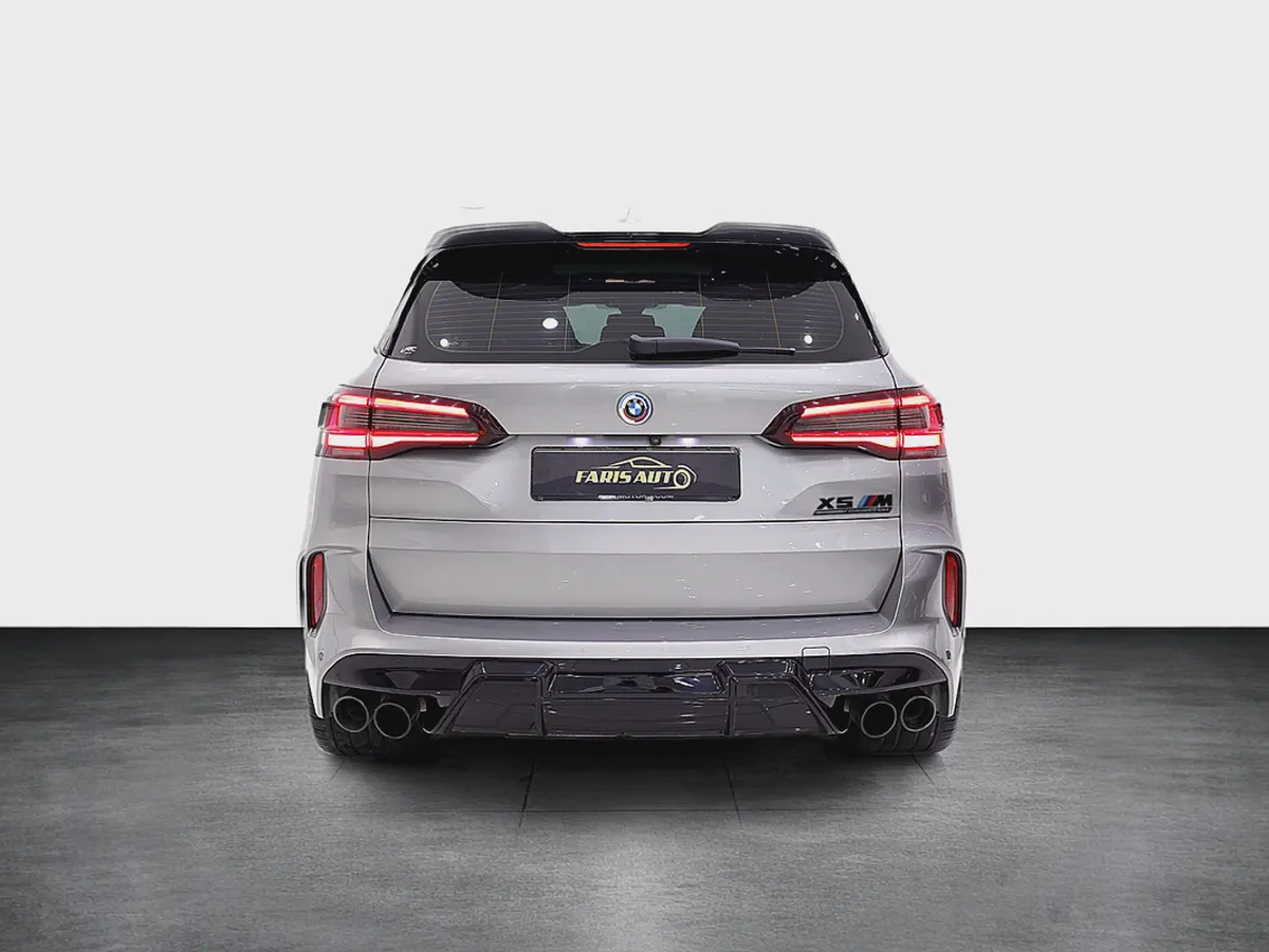 X5 M COMPETITION 2021 GCC CARBON PACKAGE + Excellent Condition + Rear entertainment-2-2