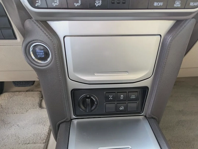 Toyota Prado 2019 V6 4.0L GCC Specs | Excellent Condition | Powerful 4WD SUV-17