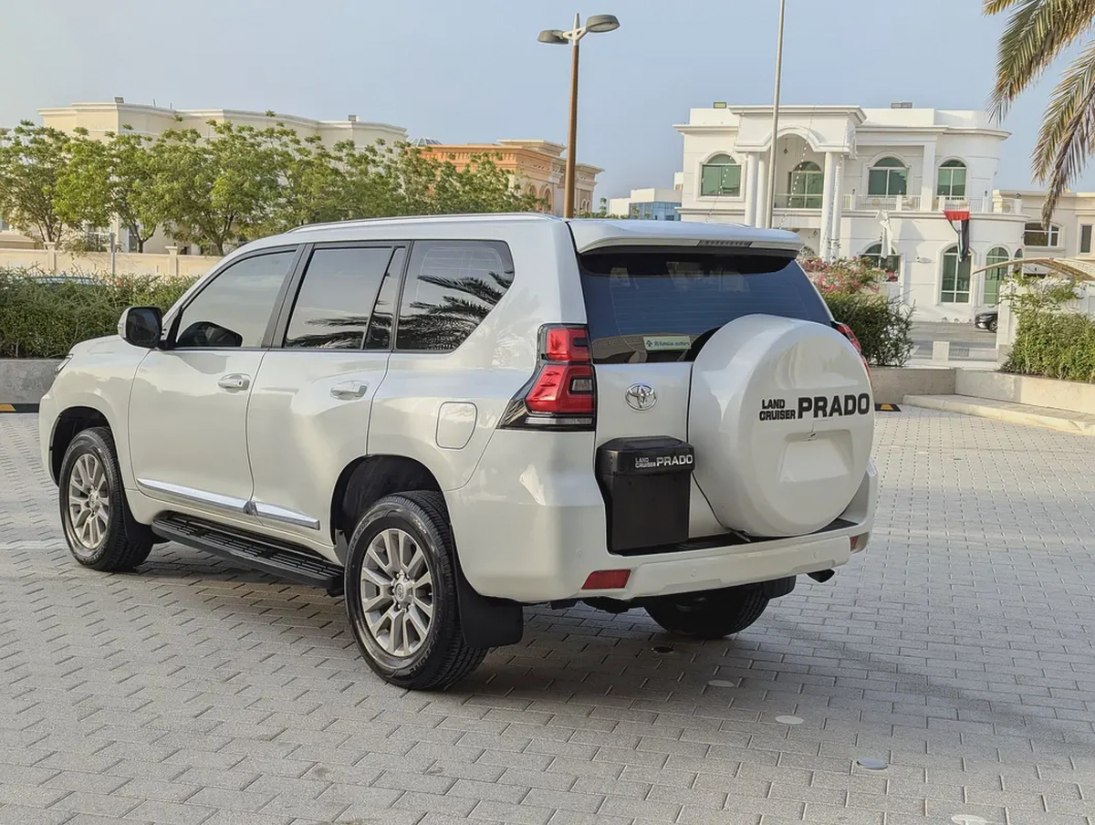 Toyota Prado 2019 V6 4.0L GCC Specs | Excellent Condition | Powerful 4WD SUV-3-3