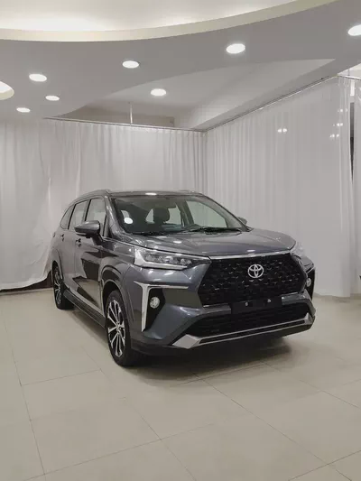 Brand New 2024 Toyota Veloz GX | GCC Specs | 7-Seater Family SUV-2