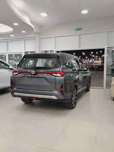 Brand New 2024 Toyota Veloz GX | GCC Specs | 7-Seater Family SUV-5