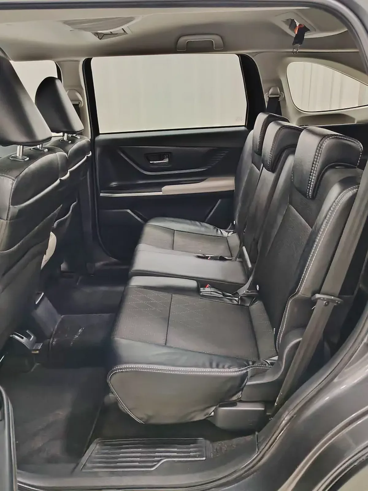 Brand New 2024 Toyota Veloz GX | GCC Specs | 7-Seater Family SUV-9-9