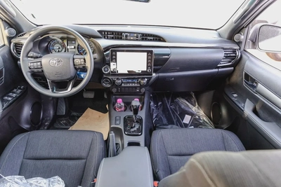 2026 Toyota Hilux Adventure 2.8dsl GCC Specs - Brand New-15