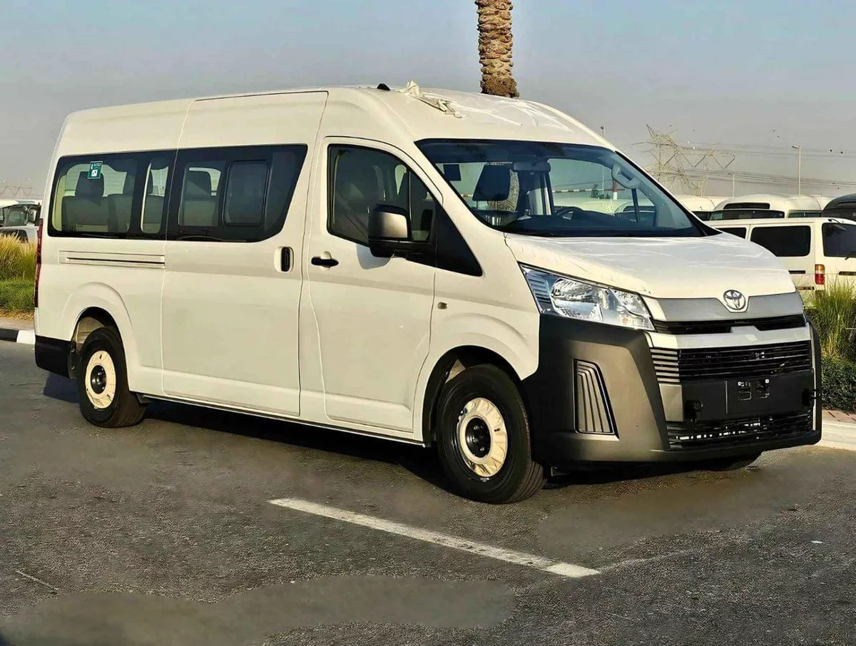 Toyota Hiace GL TOYOTA HIACE HIGHROOF DX  M/T / 2.8L V4 DIESEL BLACK BUMPER / DVD CAMERA  (CODE # HRDMDA)-2-0