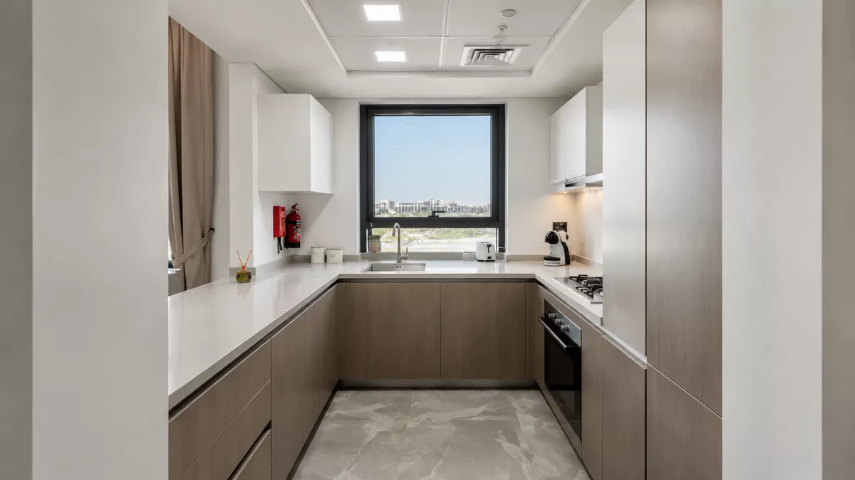 Brand New | Furnished | Middle Unit-6-6