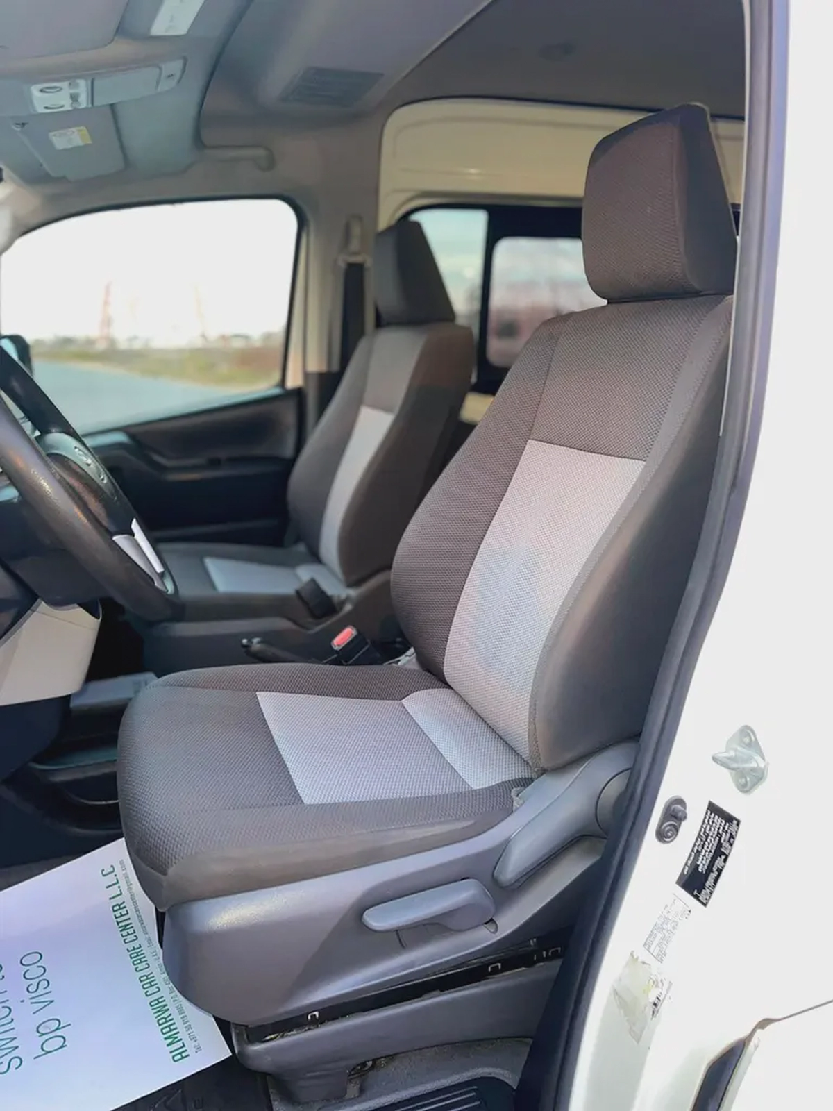 Toyota Hiace 2021 automatic low mileage-8-8