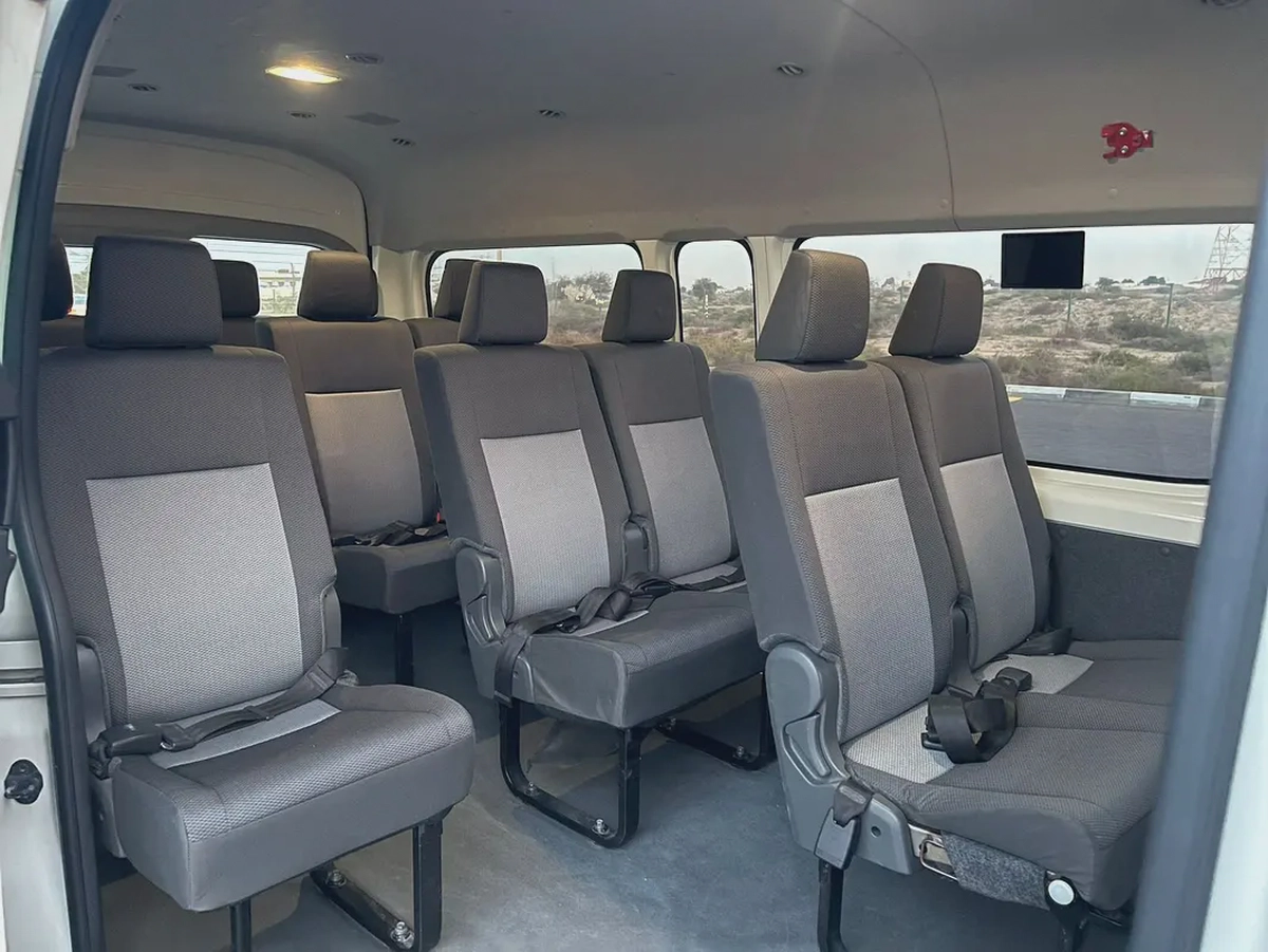 Toyota Hiace 2021 automatic low mileage-11-11