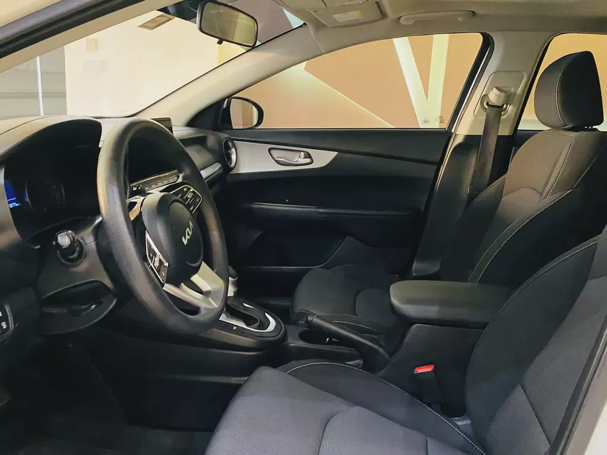 Kia Cerato GLS 2024 GCC Specs-13-13