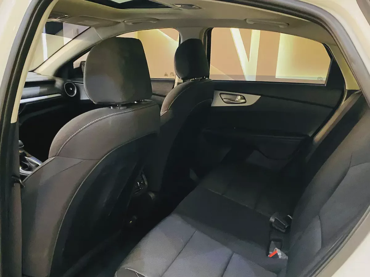 Kia Cerato GLS 2024 GCC Specs-14-14