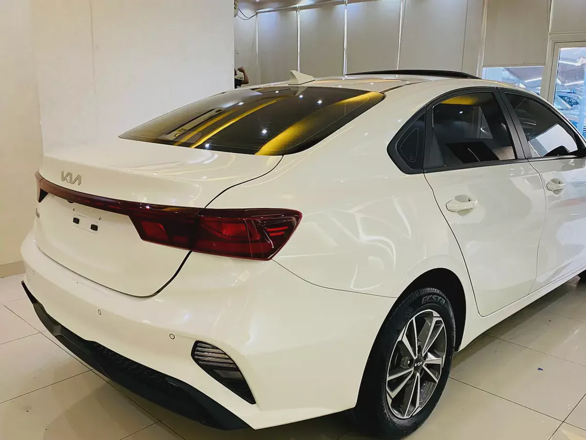 Kia Cerato GLS 2024 GCC Specs-4-4