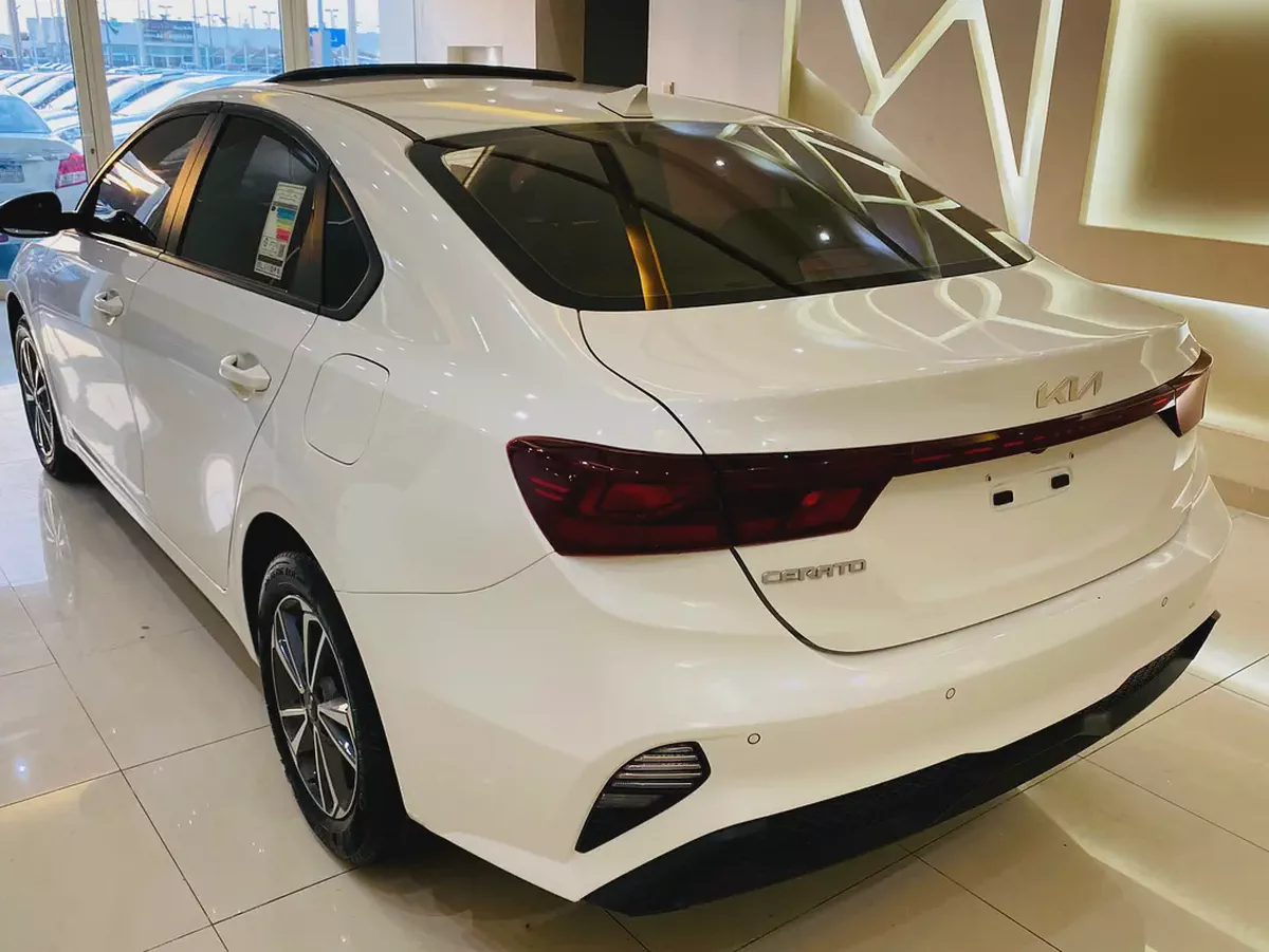 Kia Cerato GLS 2024 GCC Specs-8-8