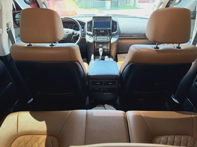 Toyota Land Cruiser GXR Grand Touring 2021 P توبوتا لاند كروزر 2021-12