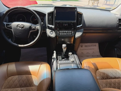 Toyota Land Cruiser GXR Grand Touring 2021 P توبوتا لاند كروزر 2021-16