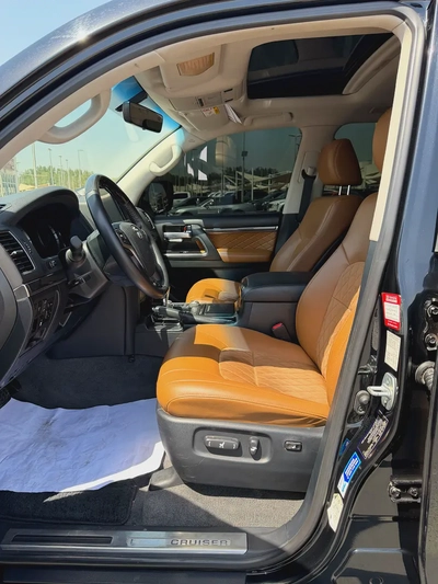 Toyota Land Cruiser GXR Grand Touring 2021 P توبوتا لاند كروزر 2021-17