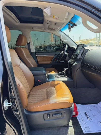 Toyota Land Cruiser GXR Grand Touring 2021 P توبوتا لاند كروزر 2021-7